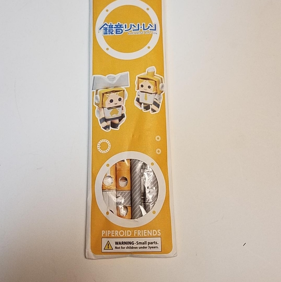 Rin Kagamine and Len Kagamine figures - Picture 10 of 15